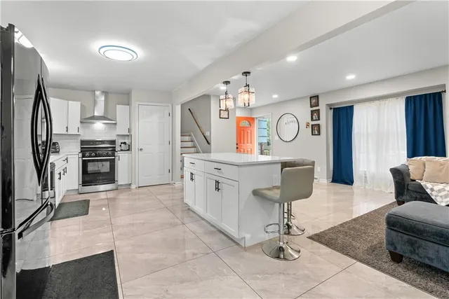 $289,900 | 8222 East 133rd Terrace, Grandview, MO 64030