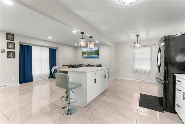 $289,900 | 8222 East 133rd Terrace, Grandview, MO 64030