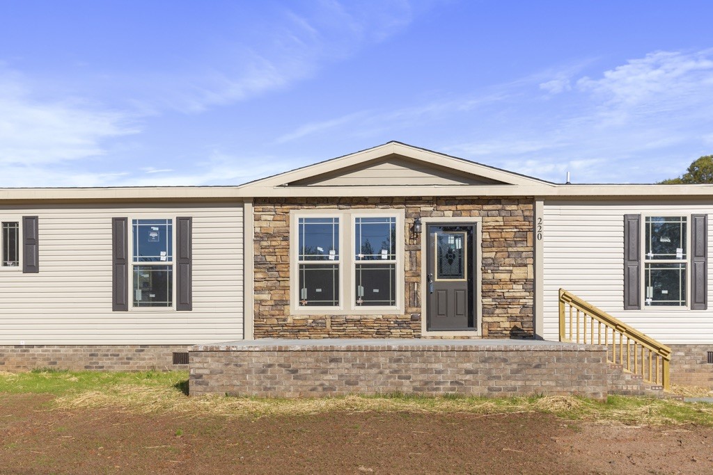 220 Snow Creek Road Seneca, SC 29678 - Photo 3 of 50 Gallery Image 3