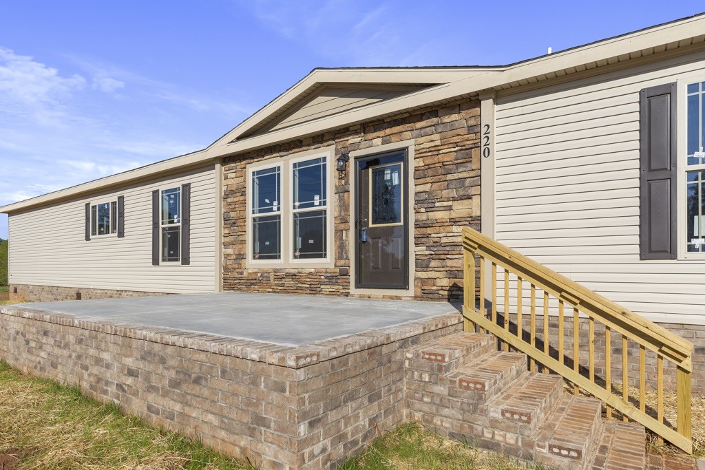 220 Snow Creek Road Seneca, SC 29678 - Photo 4 of 50 Gallery Image 4