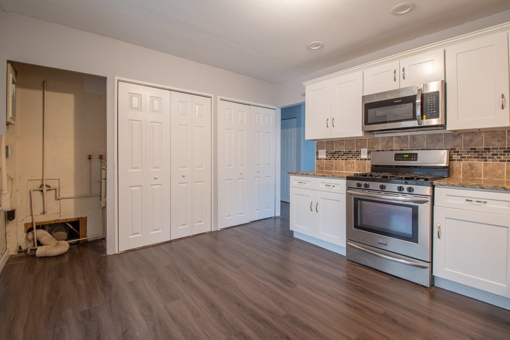 96 Crestmont Street Springfield, MA 01108 - Photo 4 of 16 Gallery Image 4