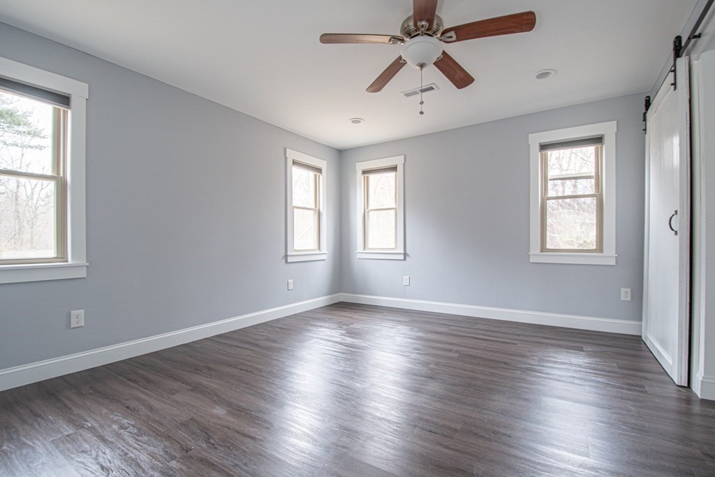 96 Crestmont Street Springfield, MA 01108 - Photo 6 of 16 Gallery Image 6