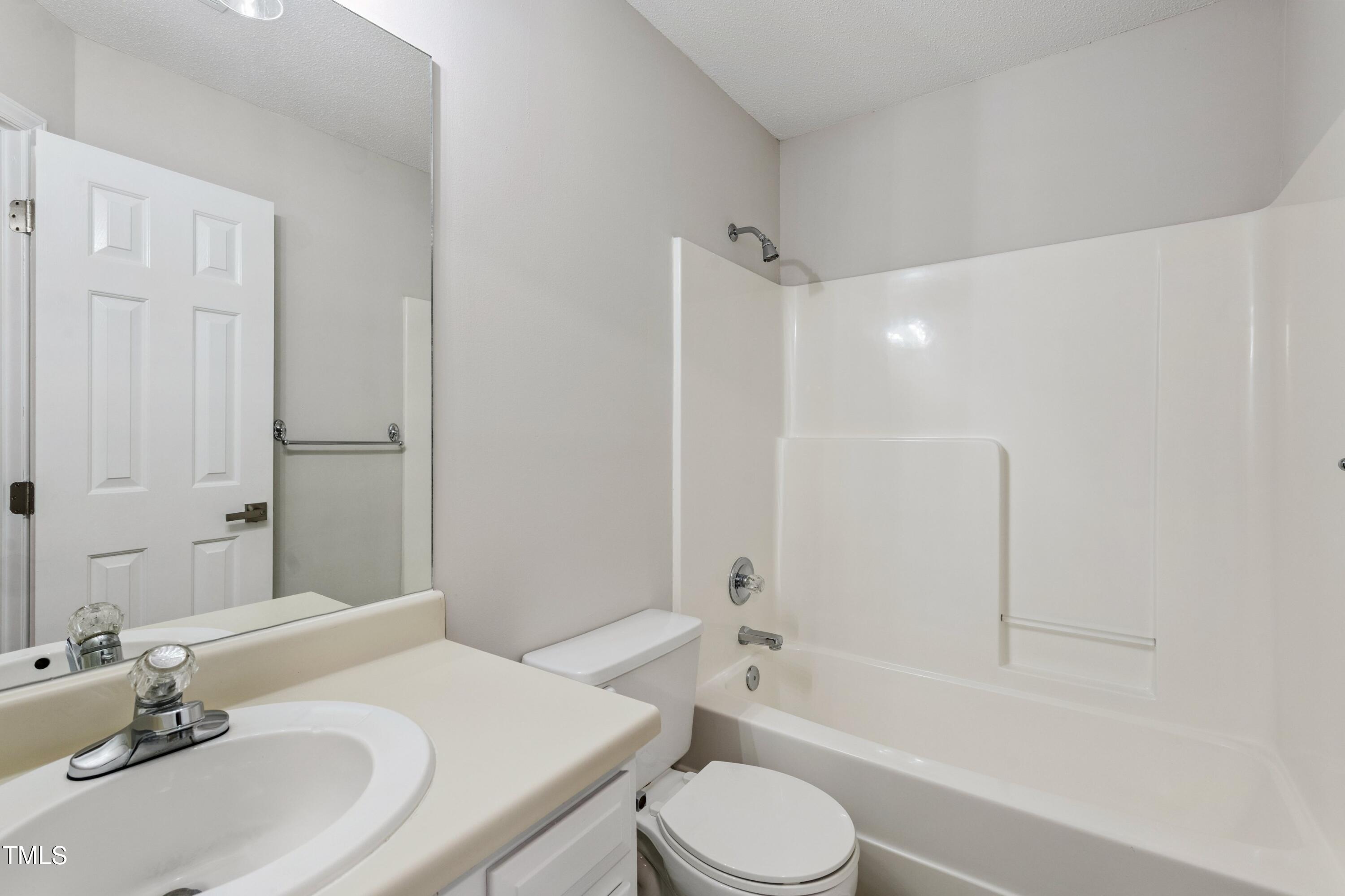 3405 East Jameson Road Raleigh, NC 27604 - Photo 14 of 48 ONE_0125