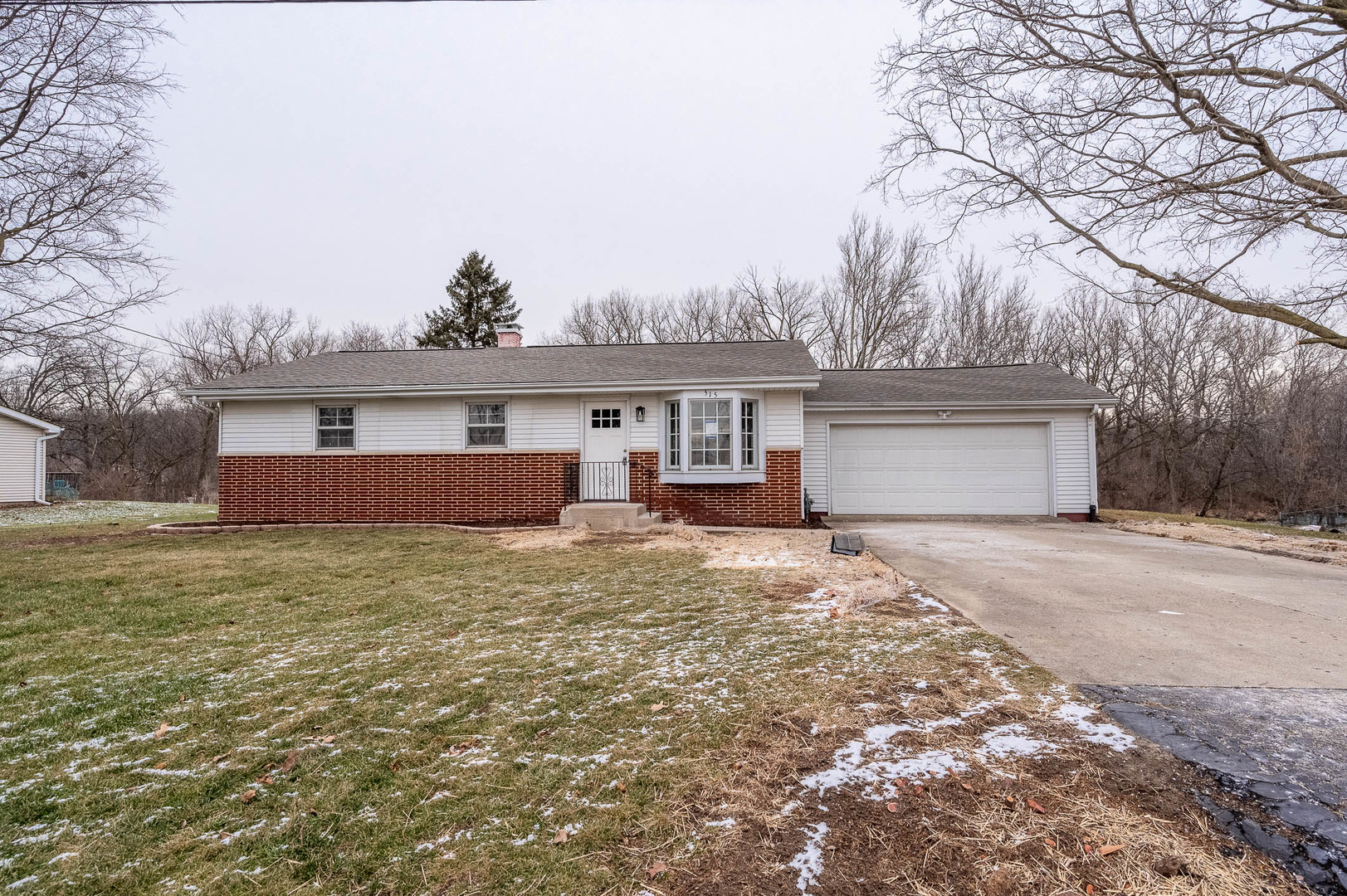 515 Old Hickory Road New Lenox, IL 60451 - Photo 1 of 15 Gallery Image 1