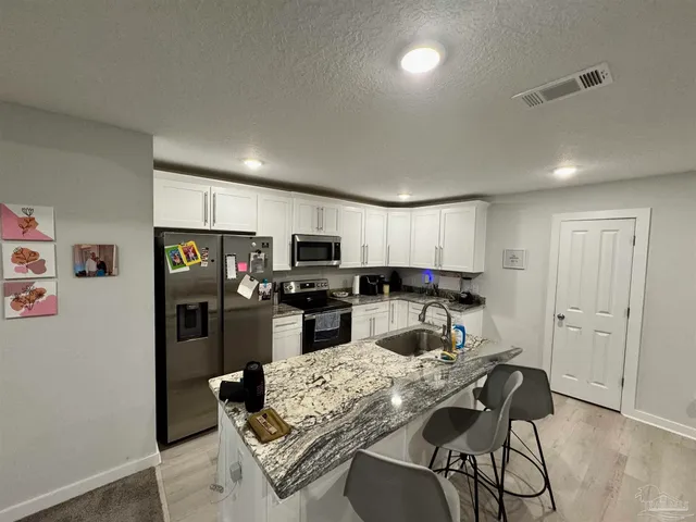 $2,000 | 8720 Fowler Avenue, Pensacola, FL 32534