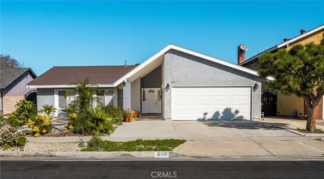 $1,250,000 | 605 Curie Avenue, Santa Ana, CA 92707