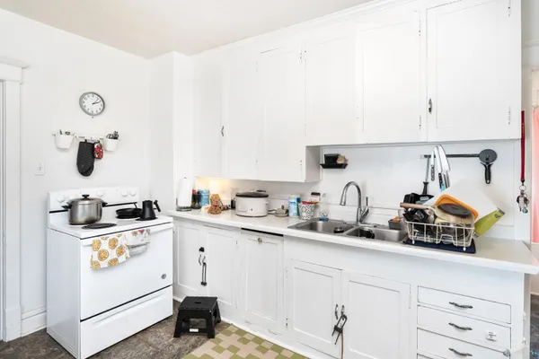 $284,900 | 301 South 59th Avenue West, Duluth, MN 55807