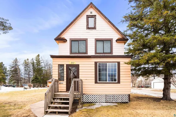 $284,900 | 301 South 59th Avenue West, Duluth, MN 55807