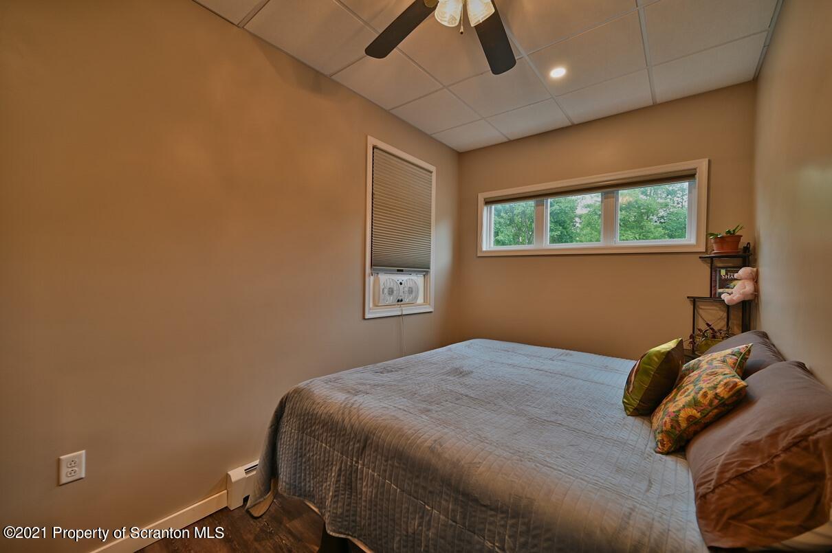 303 Main Street Nicholson, PA 18446 - Photo 17 of 98