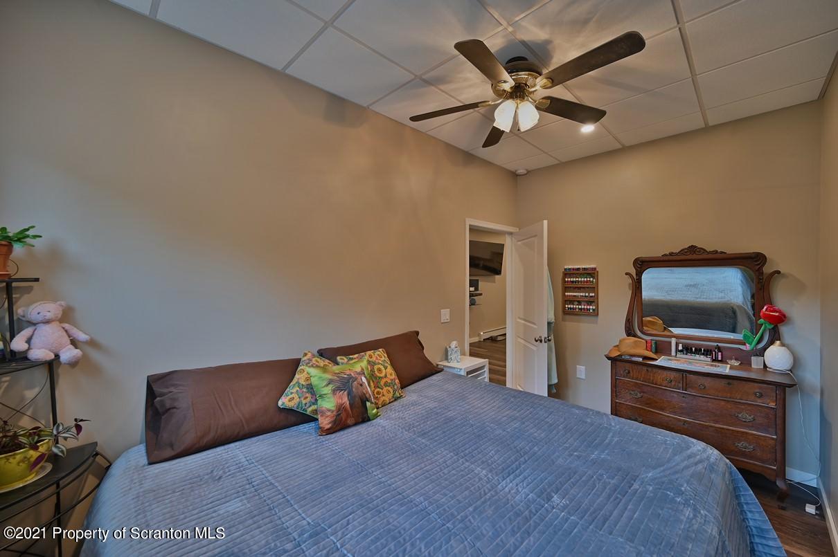 303 Main Street Nicholson, PA 18446 - Photo 19 of 98