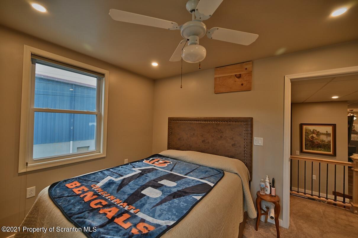 303 Main Street Nicholson, PA 18446 - Photo 26 of 98