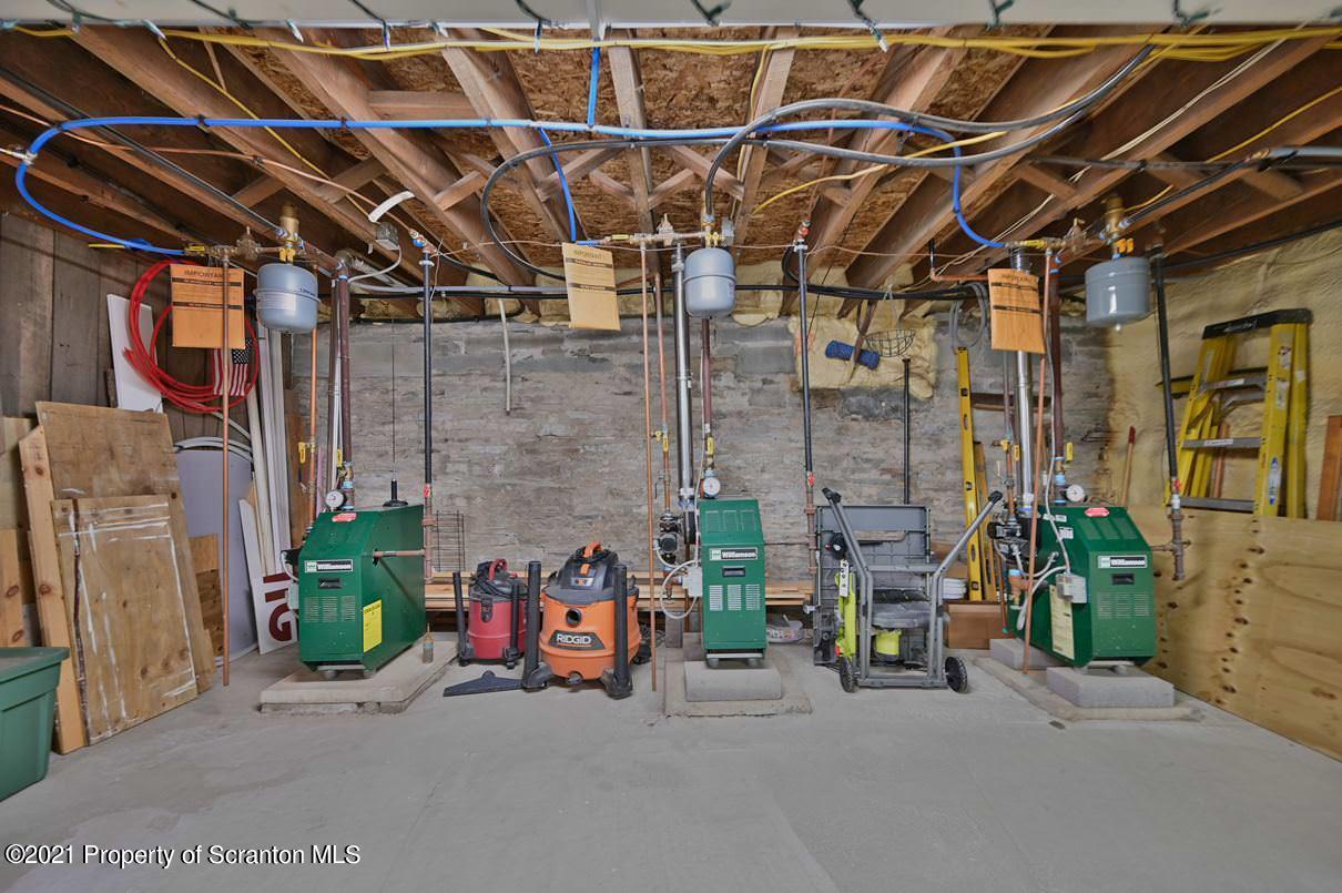 303 Main Street Nicholson, PA 18446 - Photo 27 of 98