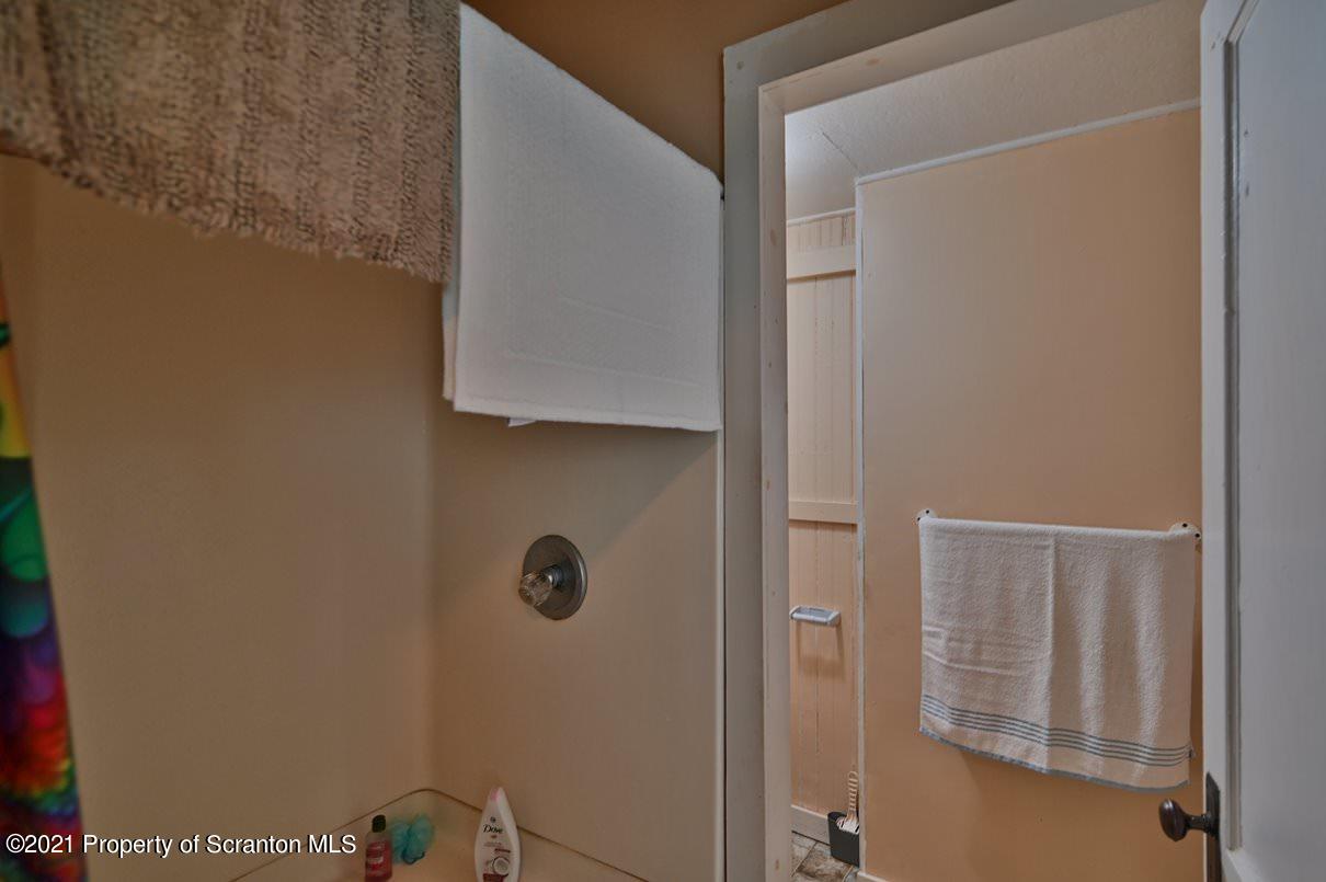 303 Main Street Nicholson, PA 18446 - Photo 46 of 98