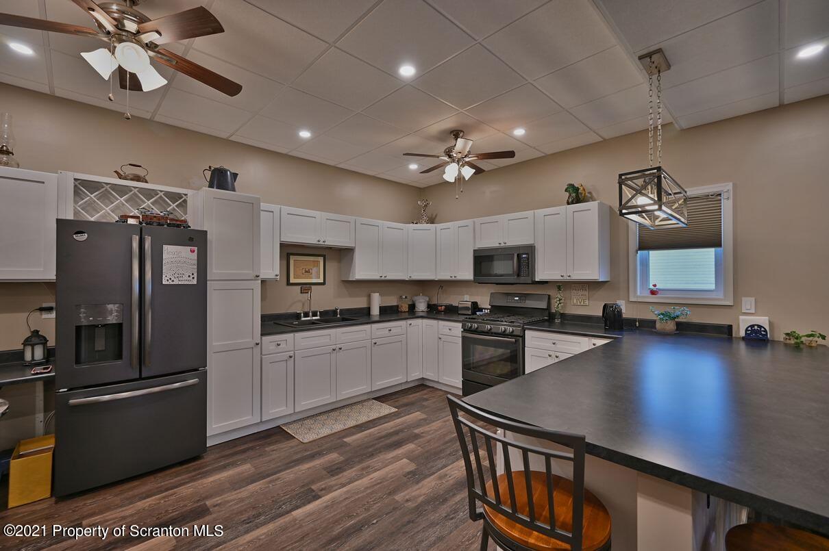 303 Main Street Nicholson, PA 18446 - Photo 8 of 98