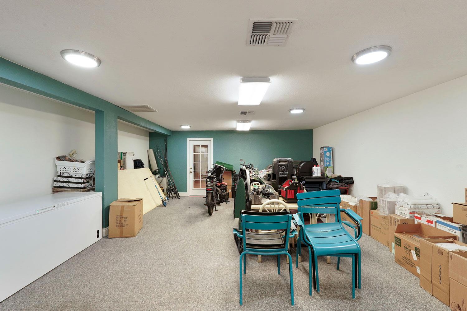 14144 Market Street Walnut Grove, CA 95690 - Photo 48 of 86 a view of a room with gym equipment