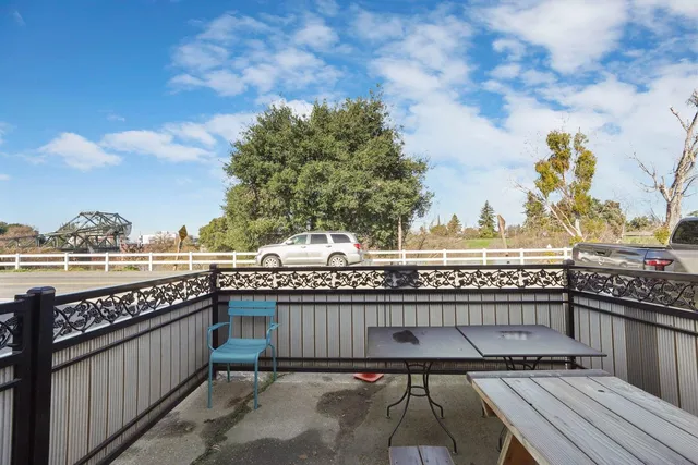 $750,000 | 14144 Market Street, Walnut Grove, CA 95690