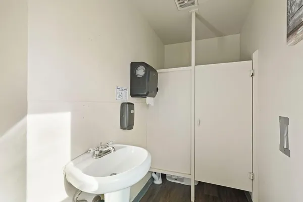 $750,000 | 14144 Market Street, Walnut Grove, CA 95690