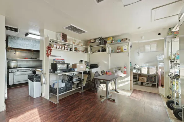 $750,000 | 14144 Market Street, Walnut Grove, CA 95690