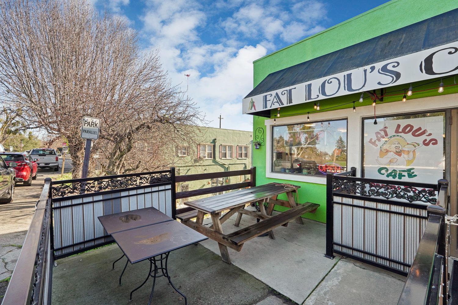 14144 Market Street Walnut Grove, CA 95690 - Photo 82 of 86 a view of a chairs and table in the balcony