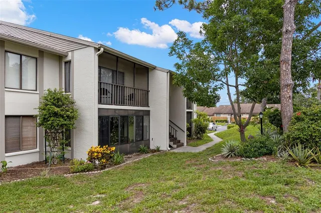$1,890 | 2688 Pine Ridge Way North, Unit B1, Palm Harbor, FL 34684