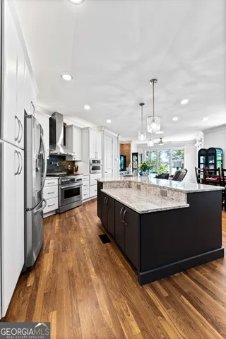 $1,140,000 | 161 Lake Shore Drive, Newnan, GA 30265