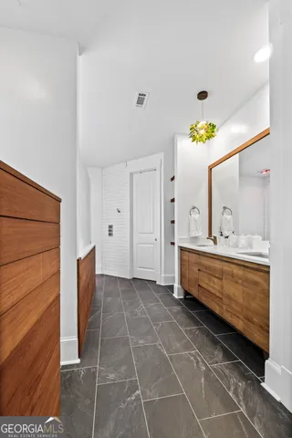 $1,140,000 | 161 Lake Shore Drive, Newnan, GA 30265