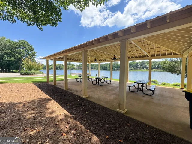 $1,140,000 | 161 Lake Shore Drive, Newnan, GA 30265