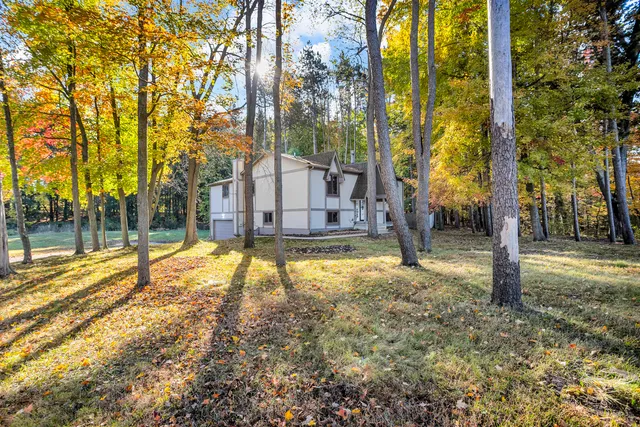 $399,900 | 4042 Burns Road, Howell, MI 48855