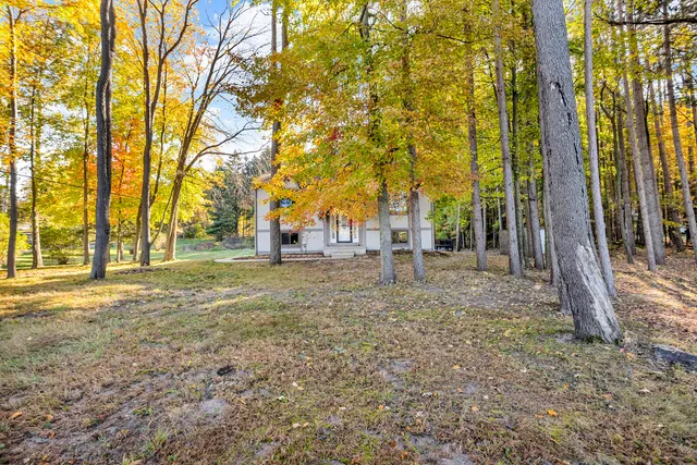 $399,900 | 4042 Burns Road, Howell, MI 48855
