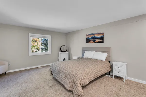 $399,900 | 4042 Burns Road, Howell, MI 48855