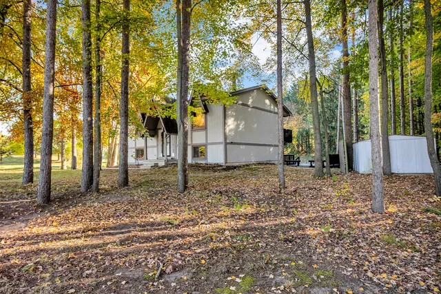 $399,900 | 4042 Burns Road, Howell, MI 48855