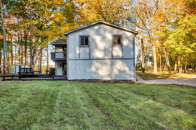 $399,900 | 4042 Burns Road, Howell, MI 48855