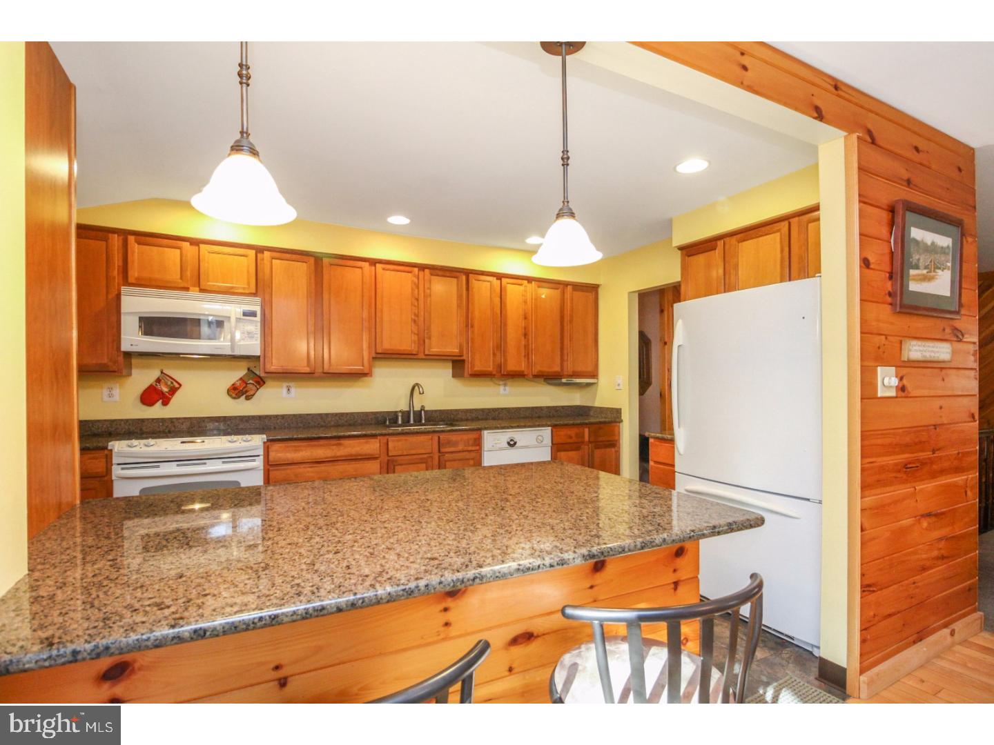 4 Moore Road West Vincentown, NJ 08088 - Photo 5 of 25