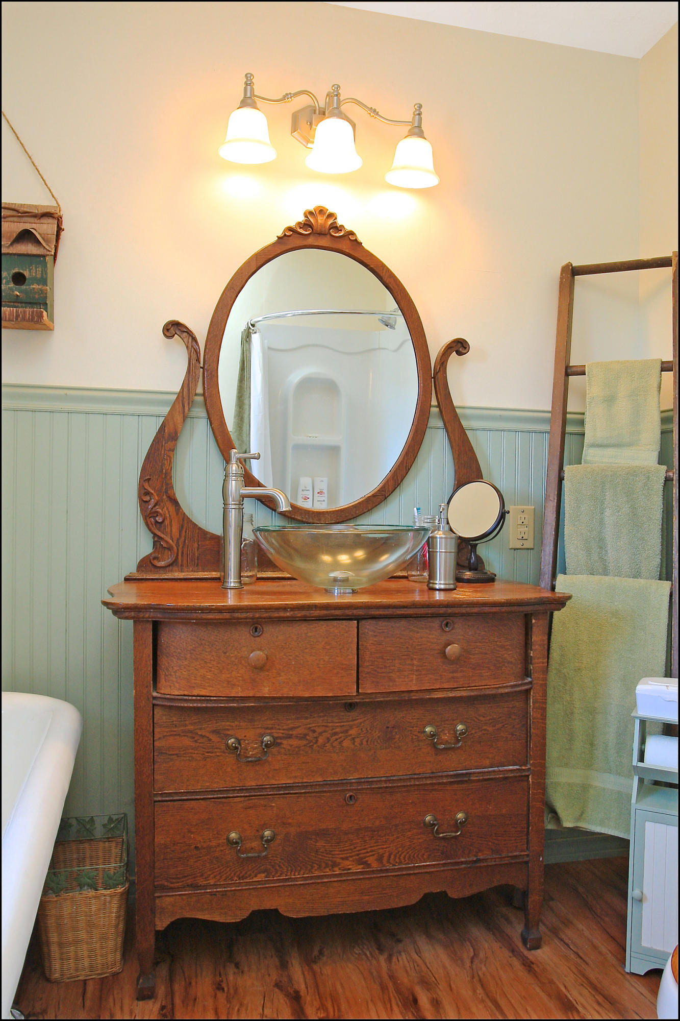2260 Triggs Road Bedford, VA 24523 - Photo 28 of 62 MASTER_BATHROOM_4V4B6536
