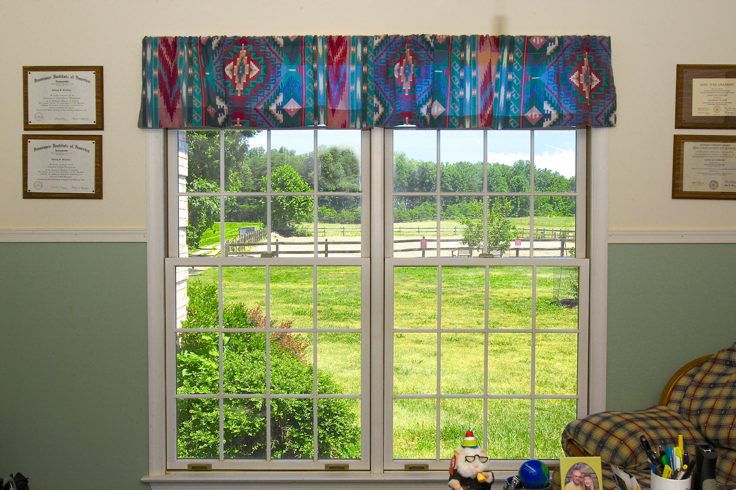 2260 Triggs Road Bedford, VA 24523 - Photo 29 of 62 OFFICE_WINDOW_4V4B6557