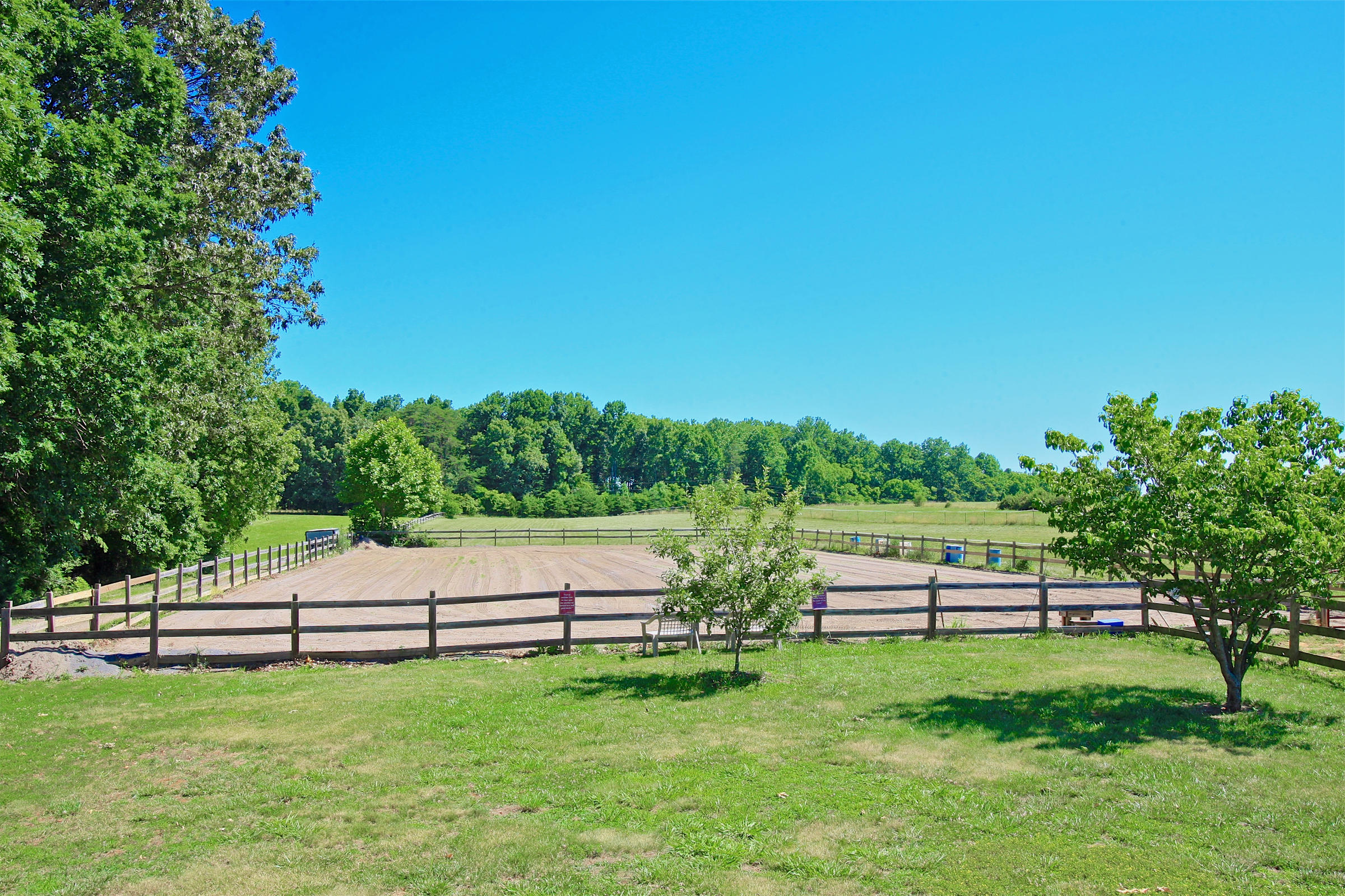 2260 Triggs Road Bedford, VA 24523 - Photo 5 of 62 RIDING_ARENA_4V4B6442