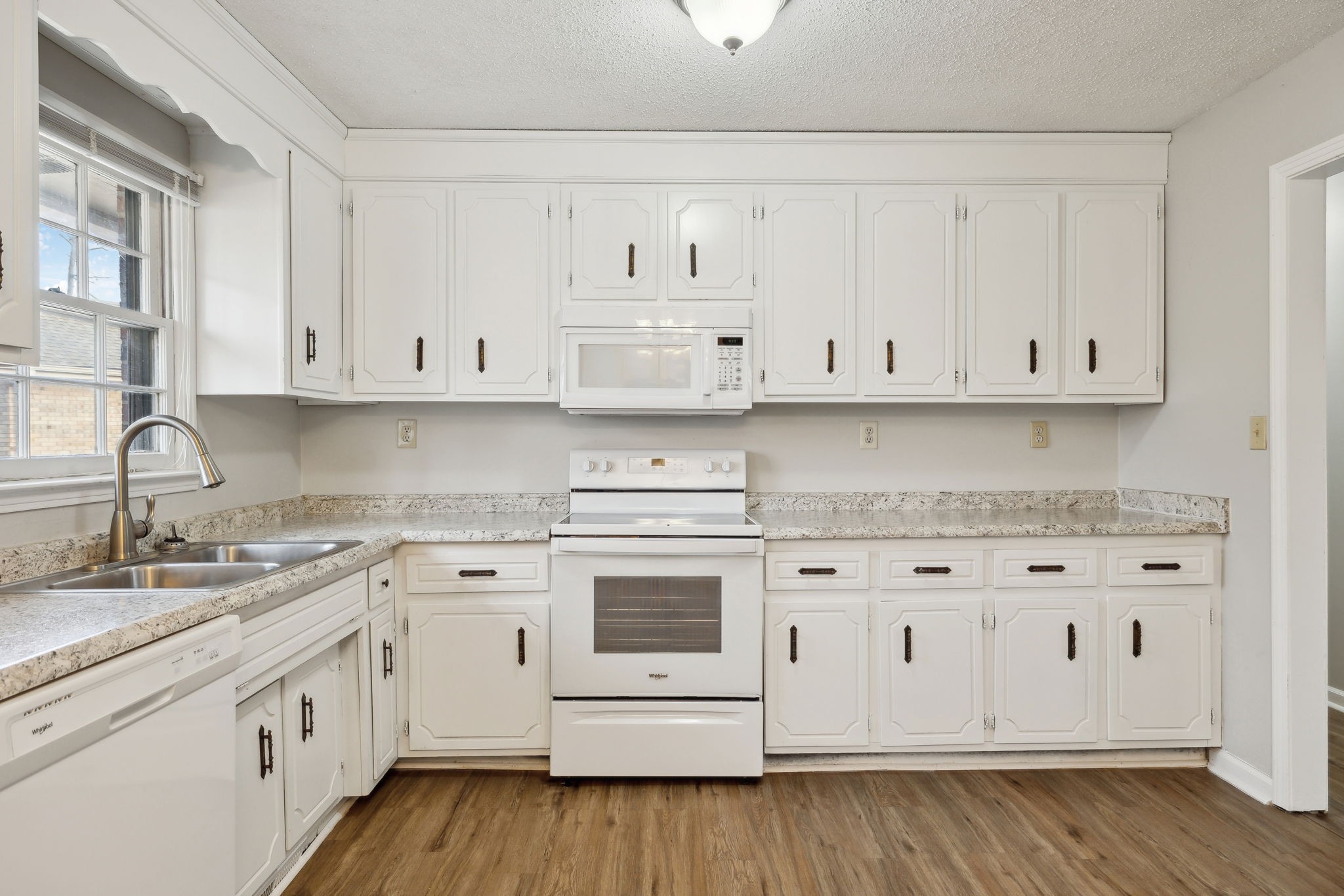 231 Millstone Circle Clarksville, TN 37042 - Photo 13 of 35