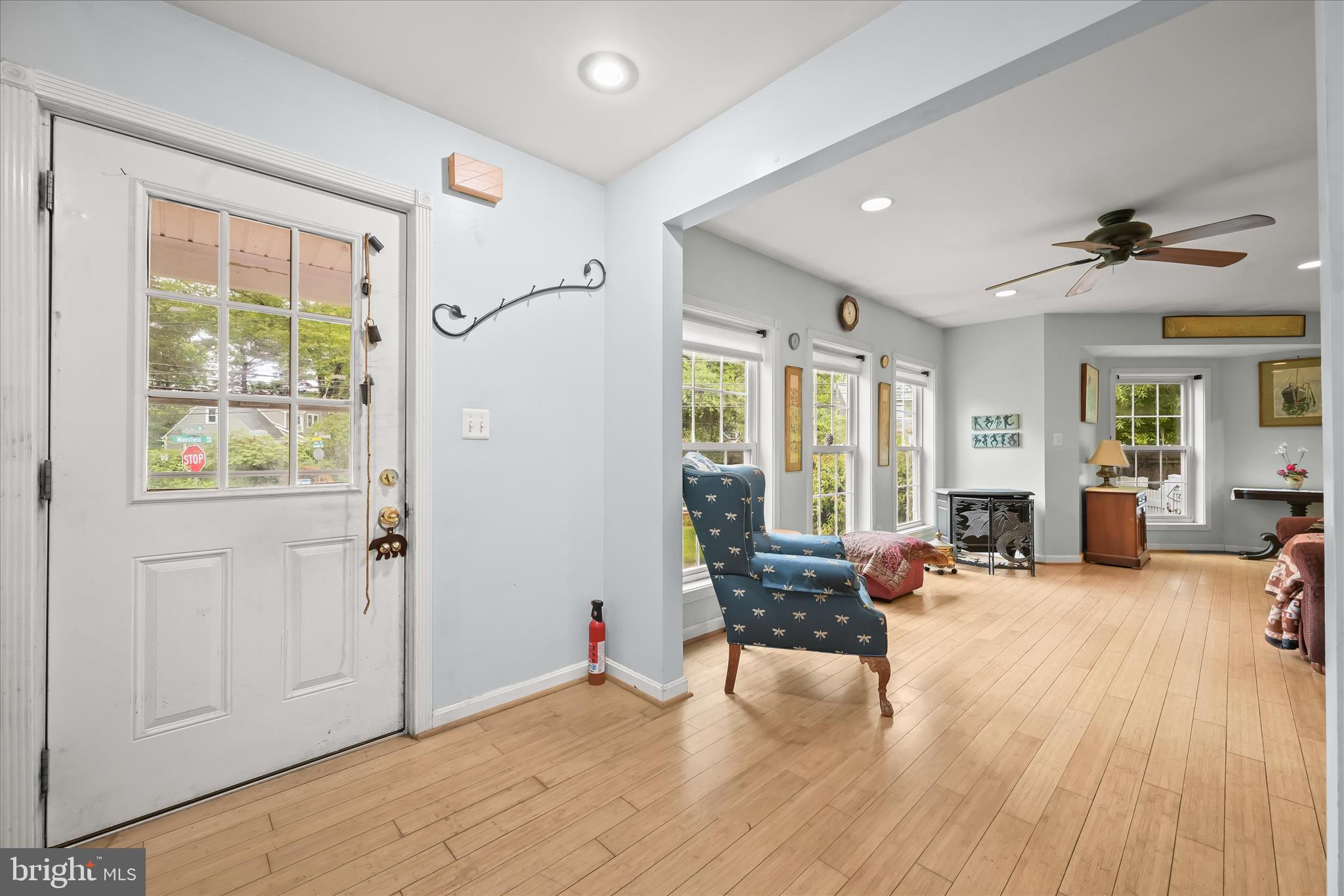 301 Dale Drive Silver Spring, MD 20910 - Photo 2 of 40 Foyer