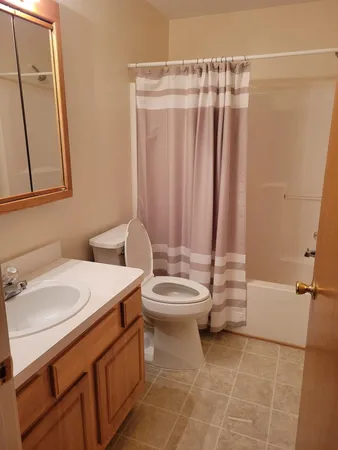 $205,000 | 312 Marigold Circle, Unit 52, Westland, MI 48185