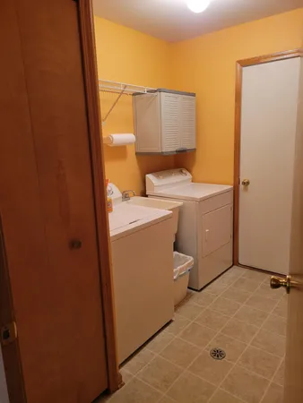 $205,000 | 312 Marigold Circle, Unit 52, Westland, MI 48185