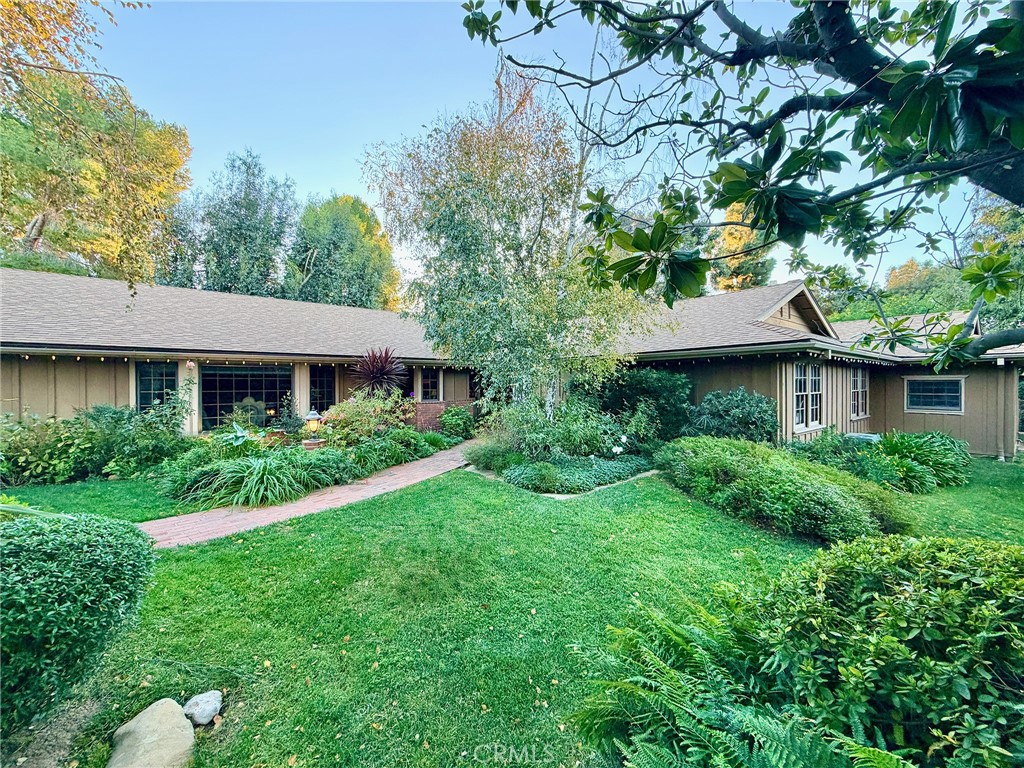 19500 Tribune Street Porter Ranch, CA 91326 - Photo 6 of 15
