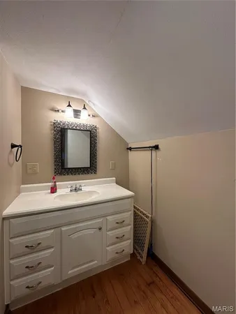 $159,900 | 304 West Moore Avenue, Owensville, MO 65066