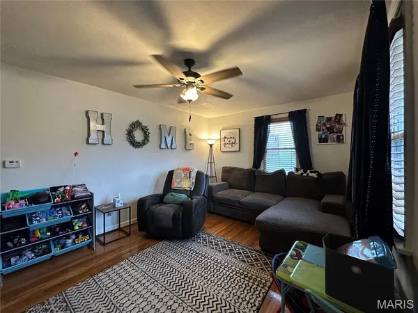 $159,900 | 304 West Moore Avenue, Owensville, MO 65066