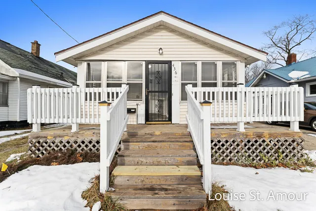 $200,000 | 436 Catawba Avenue, Muskegon, MI 49442