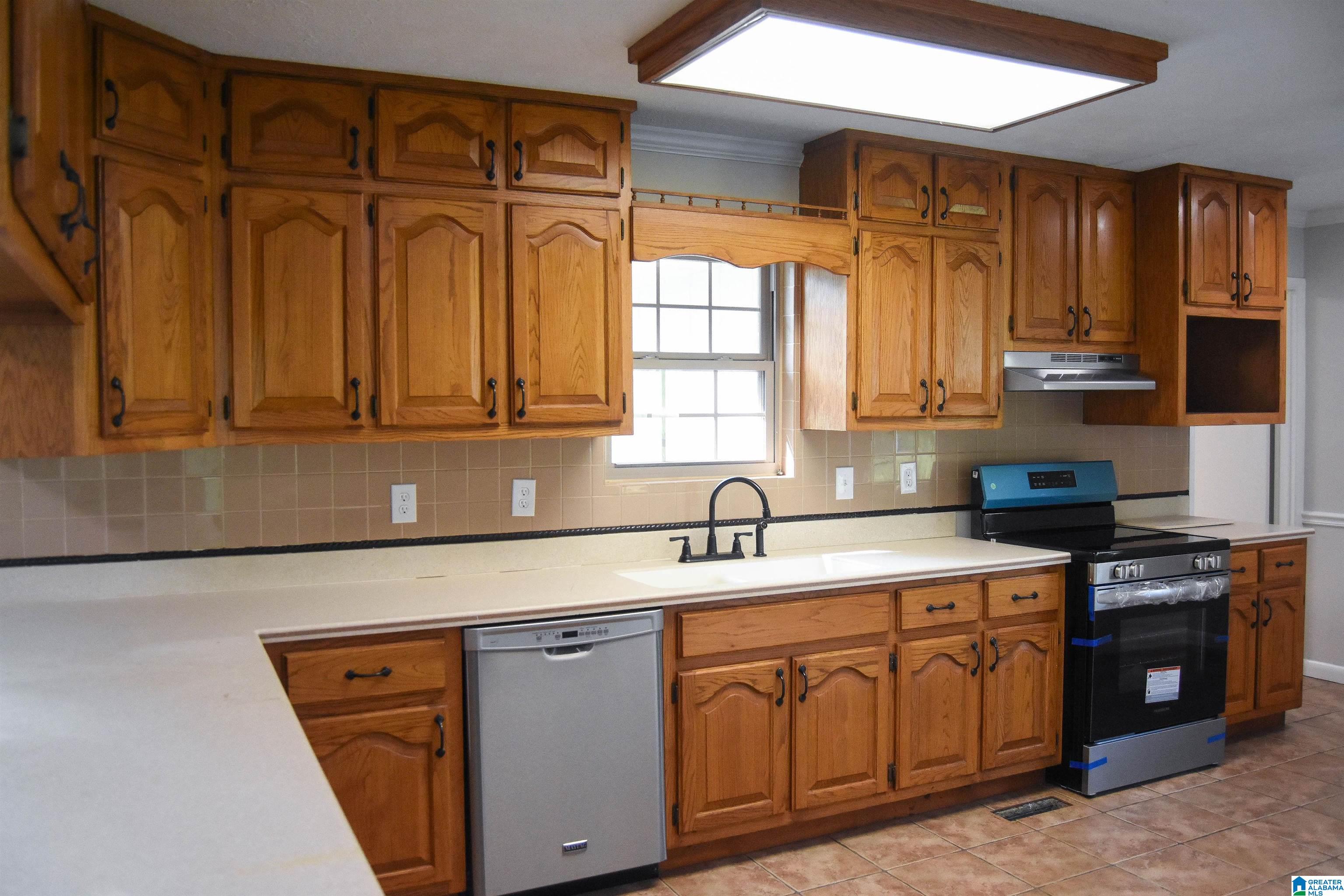 329 Airport Road Oxford, AL 36203 - Photo 14 of 50