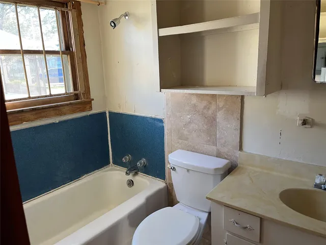 $205,900 | 612 Silliman Street, Sealy, TX 77474