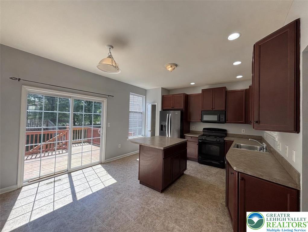 5200 Spring Ridge Drive East Macungie, PA 18062 - Photo 3 of 14