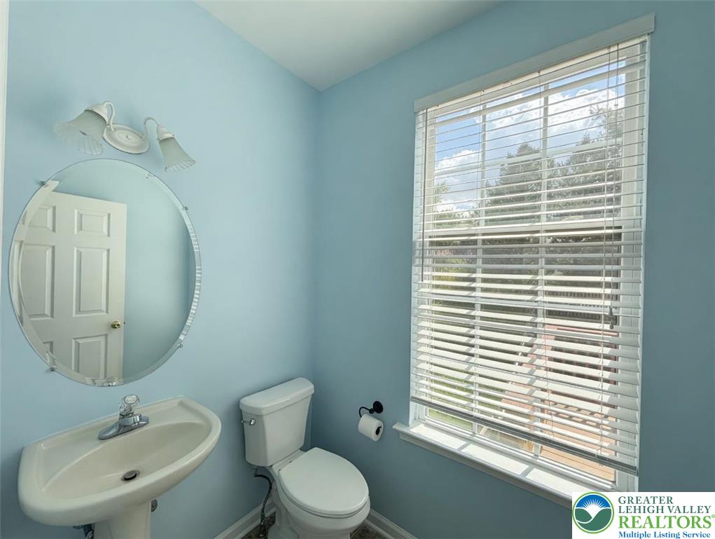 5200 Spring Ridge Drive East Macungie, PA 18062 - Photo 4 of 14