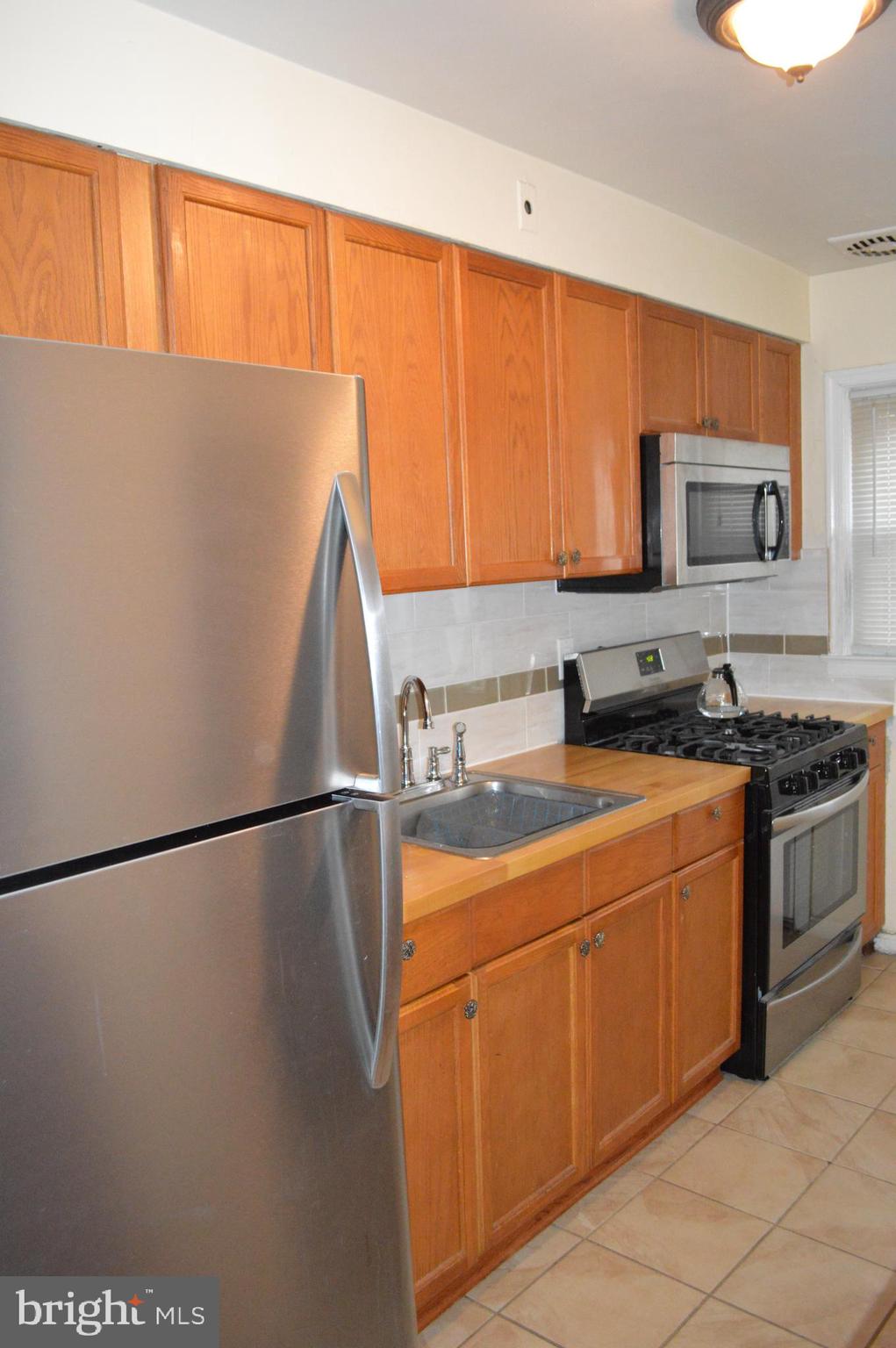 3715 Bartwood Road Baltimore, MD 21215 - Photo 3 of 12 Gallery Image 3
