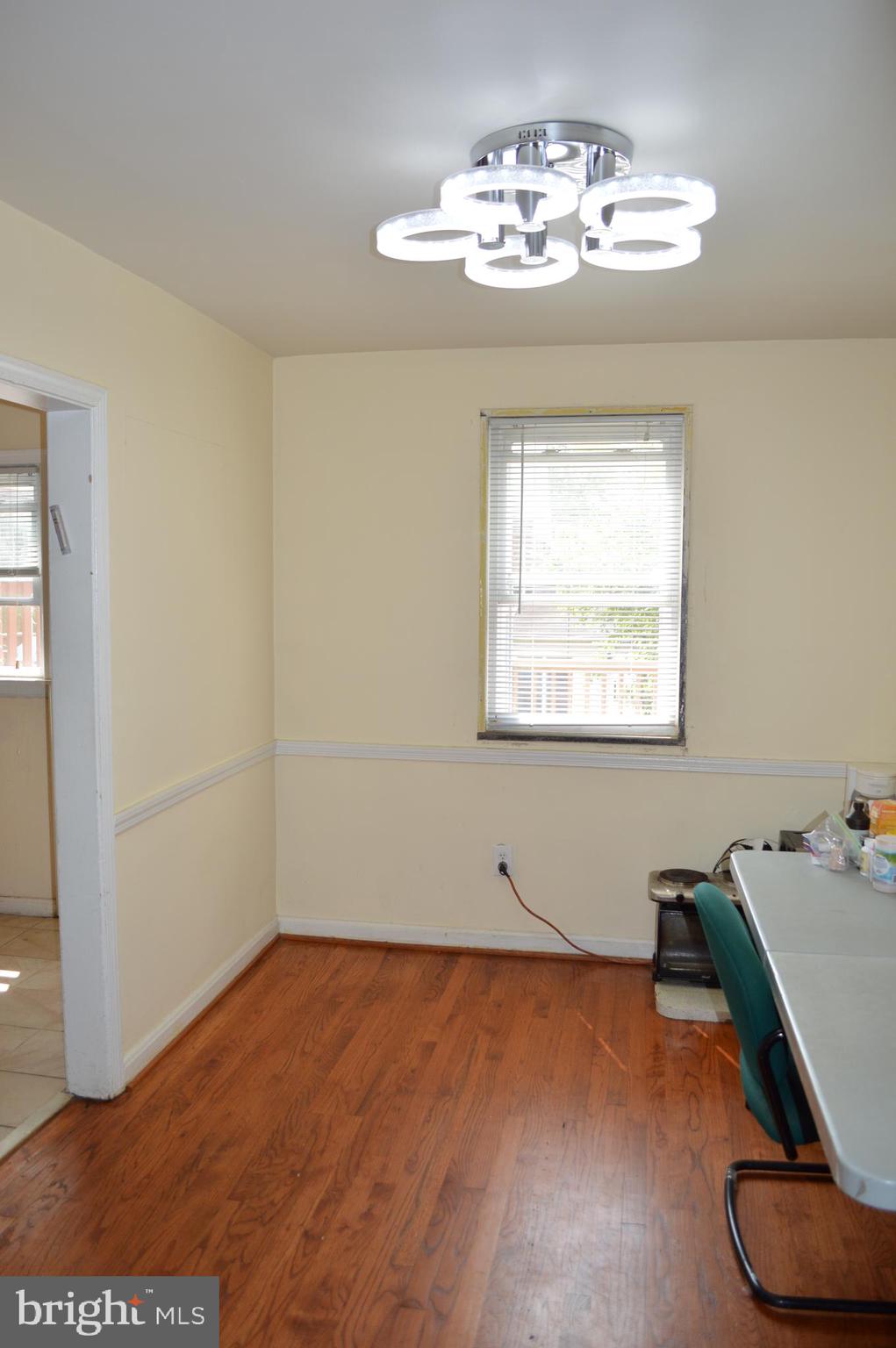 3715 Bartwood Road Baltimore, MD 21215 - Photo 5 of 12 Gallery Image 5
